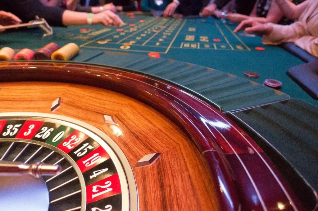 Why do classic slot machines still have a place in modern casinos?